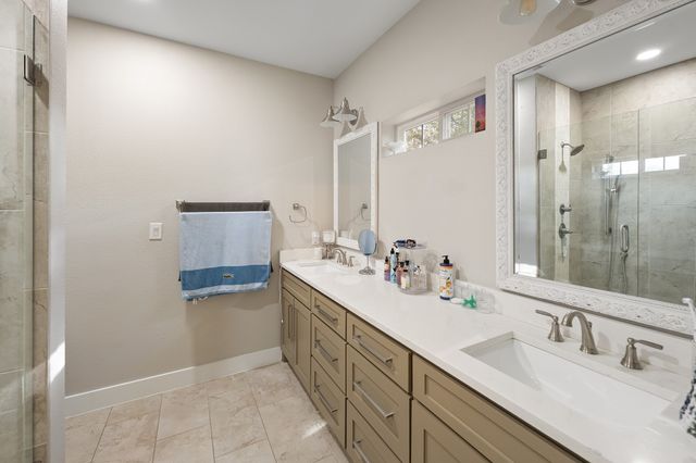 3330 Rutledge Street, Dallas, TX 75215