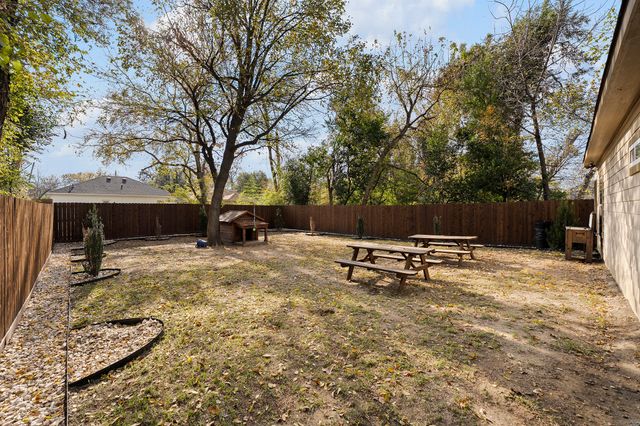 3330 Rutledge Street, Dallas, TX 75215