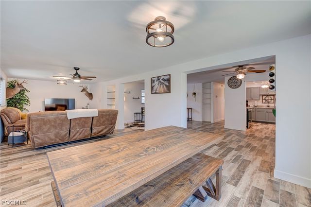 4871 Shady River LN, Fort Myers, FL 33905