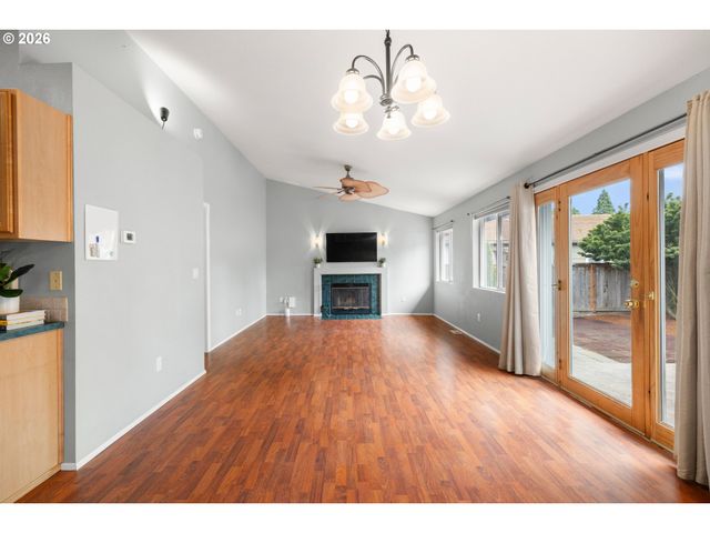 4590 Sw SAVANNAH Pl, Beaverton, OR 97078