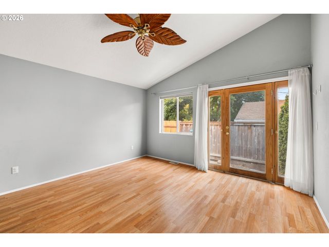 4590 Sw SAVANNAH Pl, Beaverton, OR 97078