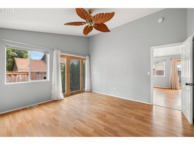 4590 Sw SAVANNAH Pl, Beaverton, OR 97078