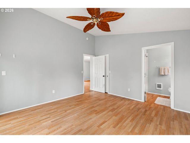4590 Sw SAVANNAH Pl, Beaverton, OR 97078