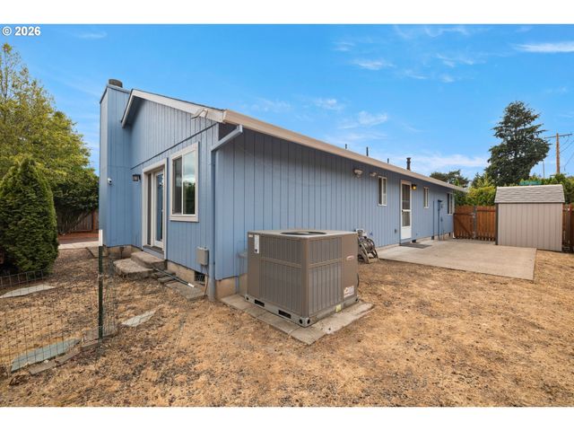 4590 Sw SAVANNAH Pl, Beaverton, OR 97078