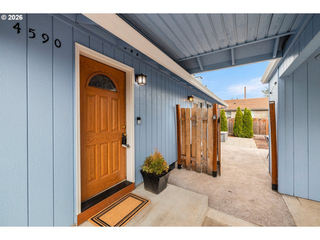 4590 Sw SAVANNAH Pl, Beaverton, OR 97078