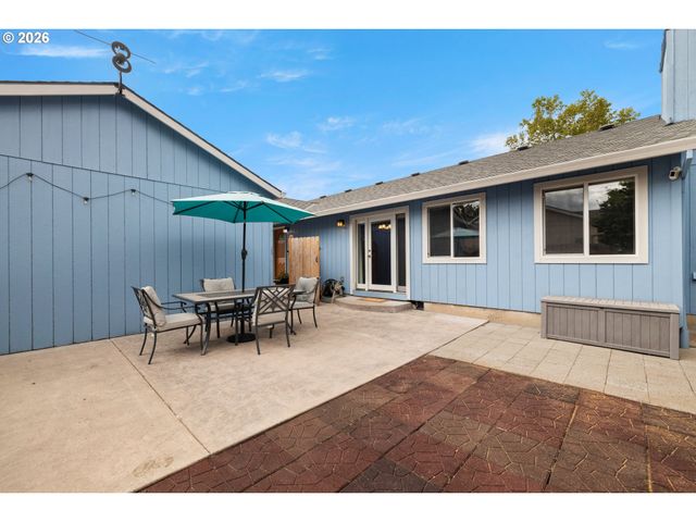 4590 Sw SAVANNAH Pl, Beaverton, OR 97078
