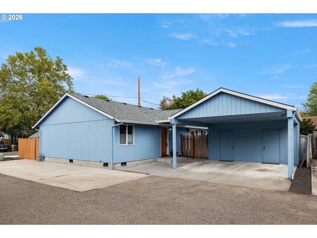 4590 Sw SAVANNAH Pl, Beaverton, OR 97078
