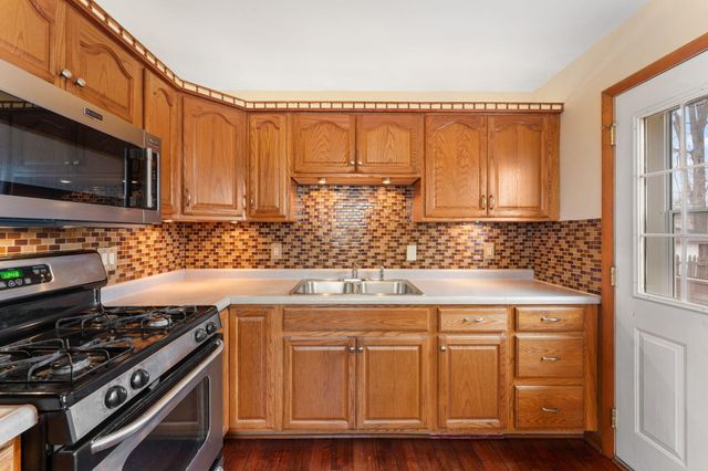 7104 Northcote Avenue, Hammond, IN 46324