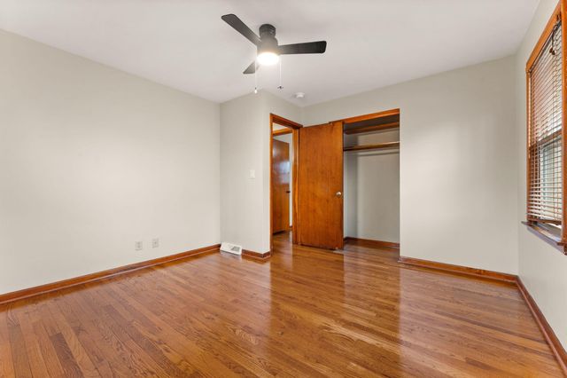 7104 Northcote Avenue, Hammond, IN 46324