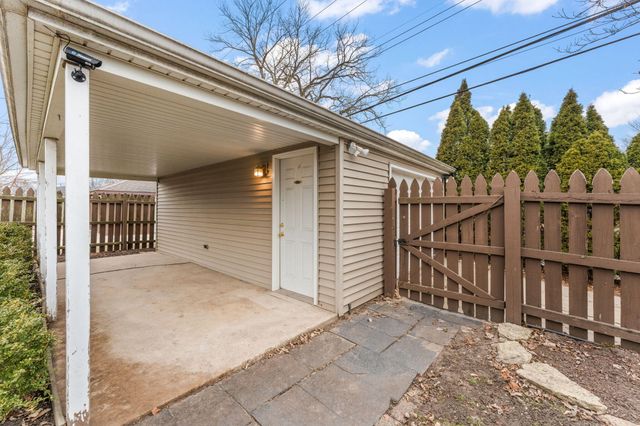 7104 Northcote Avenue, Hammond, IN 46324