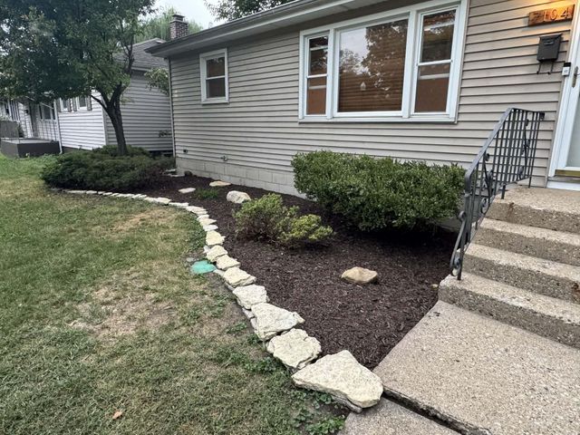 7104 Northcote Avenue, Hammond, IN 46324