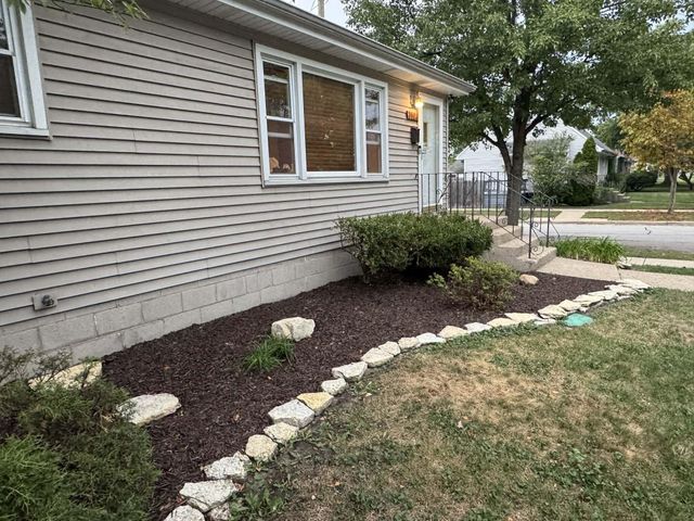 7104 Northcote Avenue, Hammond, IN 46324