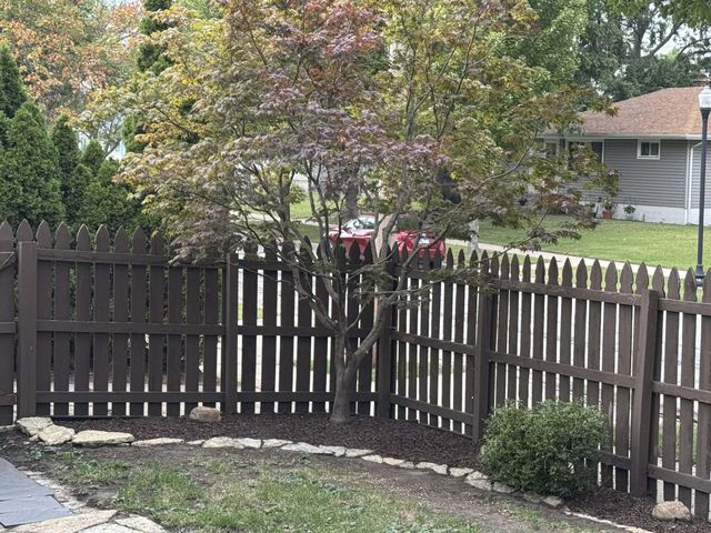 7104 Northcote Avenue, Hammond, IN 46324