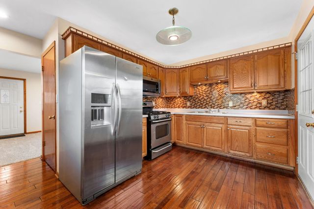 7104 Northcote Avenue, Hammond, IN 46324