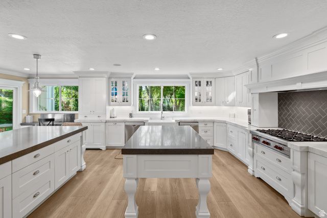 2631 E LOCKHART RD, Holladay, UT 84117