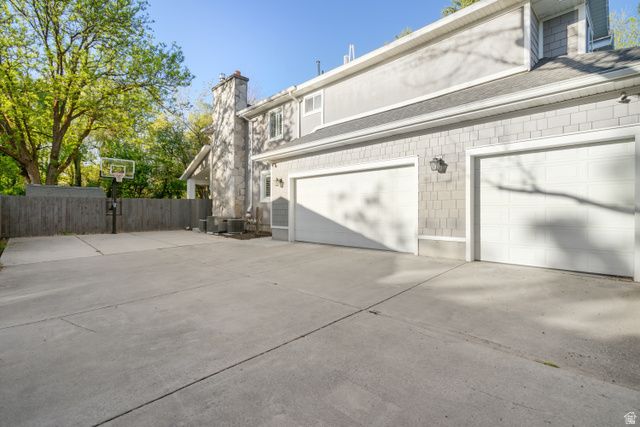 2631 E LOCKHART RD, Holladay, UT 84117