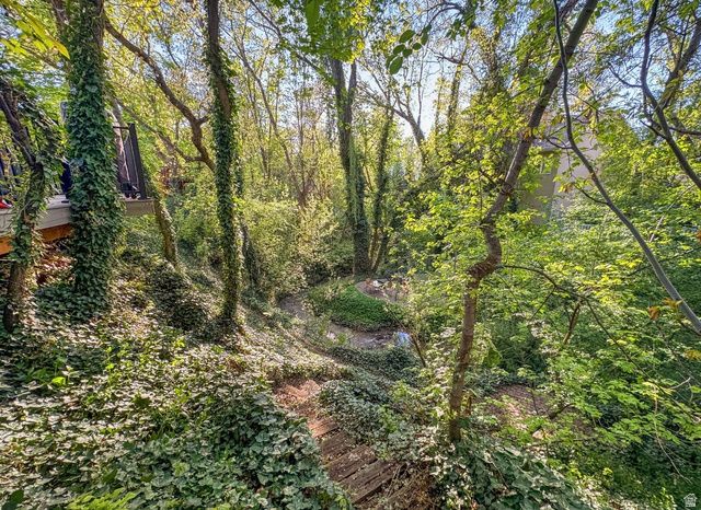 2631 E LOCKHART RD, Holladay, UT 84117