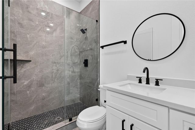 4822 Creekmont Drive A, Houston, TX 77091