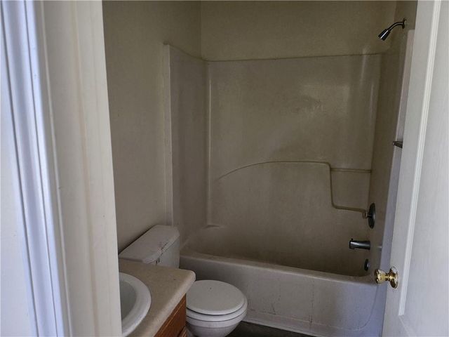 2935 Fields Drive, Lithonia, GA 30038