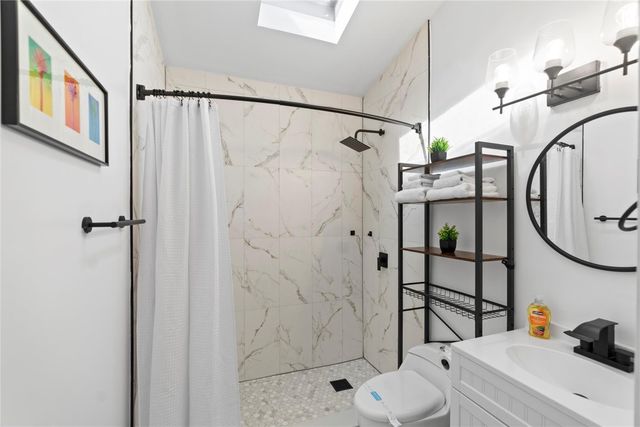 719 NE 36th Street, Oakland Park, FL 33334