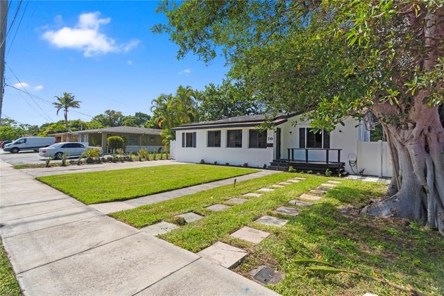 719 NE 36th Street, Oakland Park, FL 33334