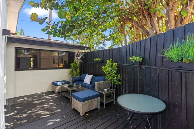 719 NE 36th Street, Oakland Park, FL 33334