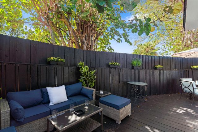 719 NE 36th Street, Oakland Park, FL 33334