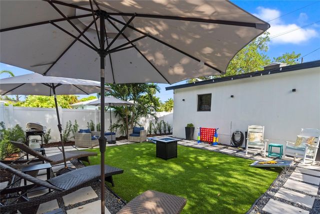 719 NE 36th Street, Oakland Park, FL 33334