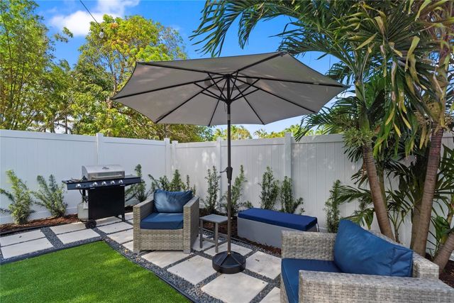 719 NE 36th Street, Oakland Park, FL 33334