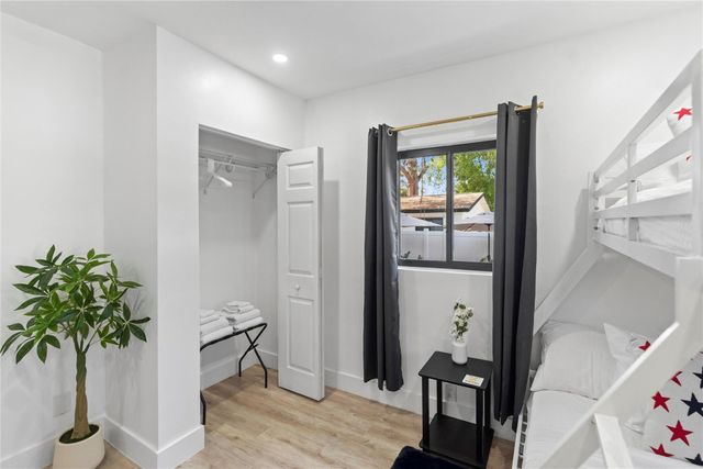 719 NE 36th Street, Oakland Park, FL 33334