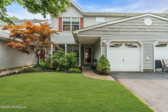 516 Woodbine Lane, Lakewood, NJ 08701