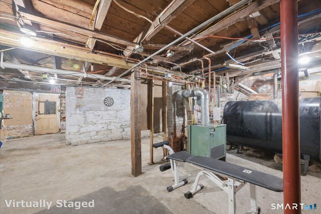 68 Division Street, Norwich, CT 06360