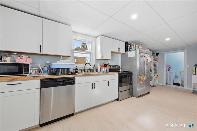 68 Division Street, Norwich, CT 06360