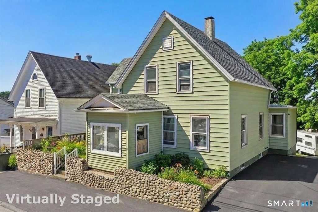 68 Division Street, Norwich, CT 06360