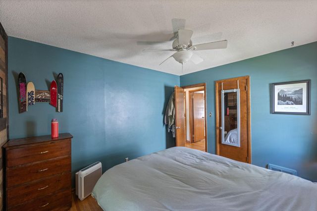 3611 Lee Avenue N, Robbinsdale, MN 55422