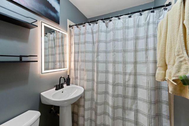 3611 Lee Avenue N, Robbinsdale, MN 55422