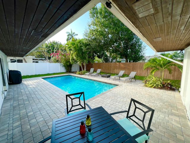 3251 SW 23RD Court, Fort Lauderdale, FL 33312