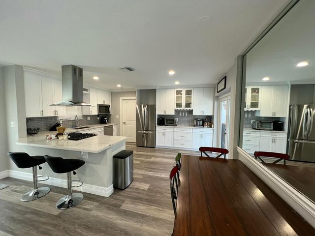 3251 SW 23RD Court, Fort Lauderdale, FL 33312