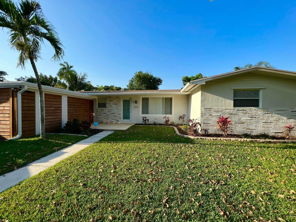3251 SW 23RD Court, Fort Lauderdale, FL 33312