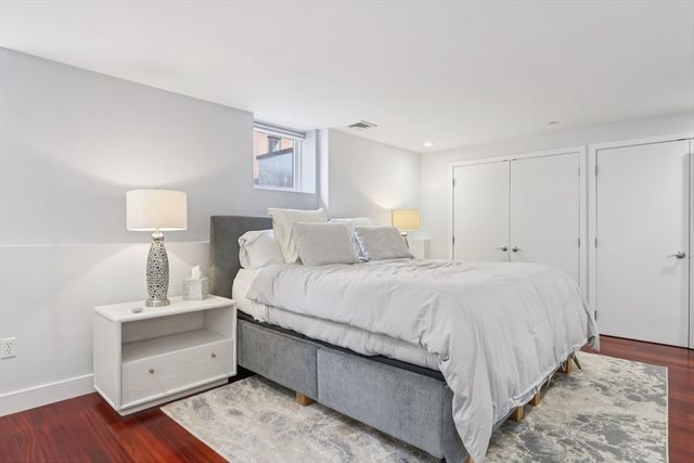 21 Oak St 1, Boston, MA 02129