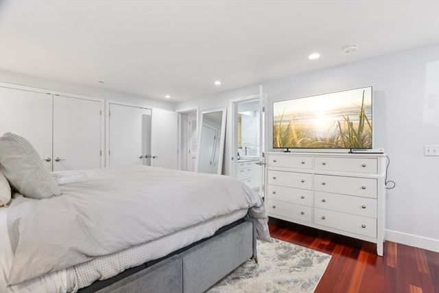 21 Oak St 1, Boston, MA 02129