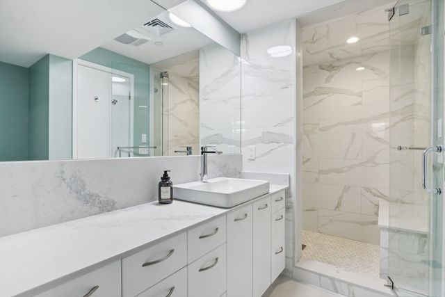 21 Oak St 1, Boston, MA 02129