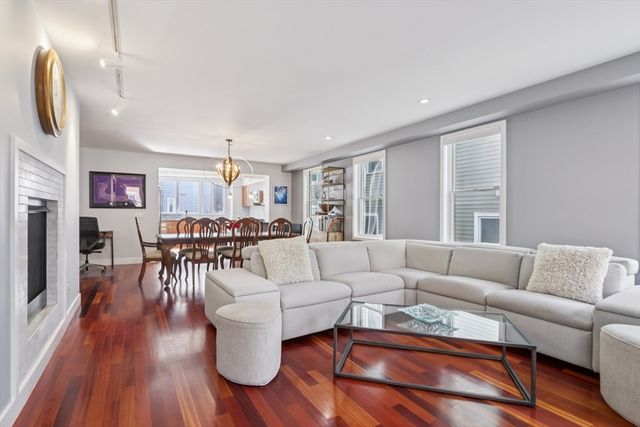 21 Oak St 1, Boston, MA 02129