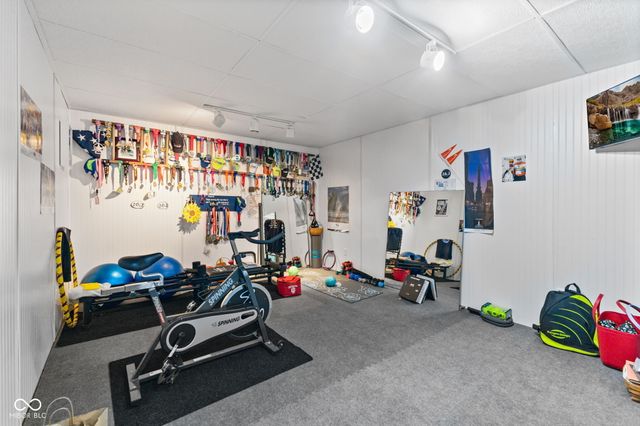 4776 Oakton Way, Greenwood, IN 46143