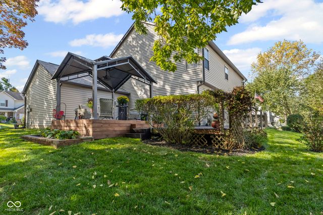 4776 Oakton Way, Greenwood, IN 46143