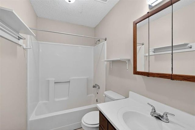 100 Clarks Bluff Road, Kingsland, GA 31548