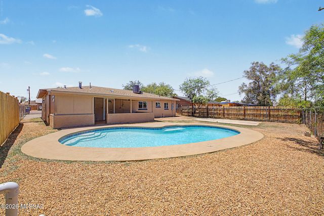 2539 E Winchester Vista, Tucson, AZ 85713