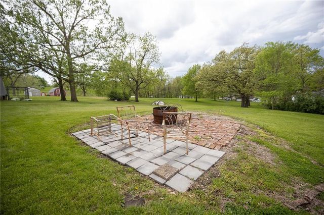 313 N College Street, Princeton, MO 64673