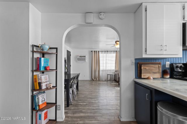 904 N 28th Ave, Yakima, WA 98902