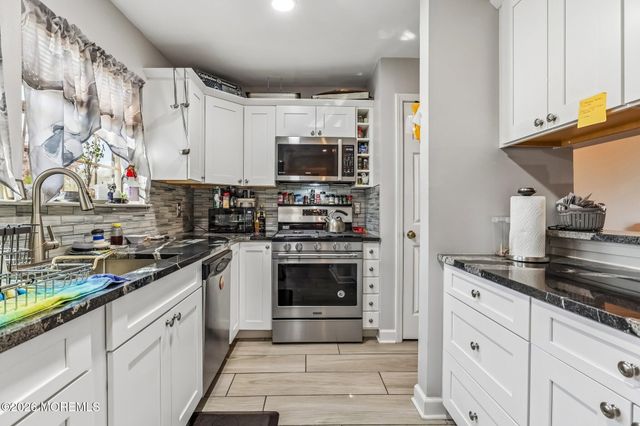 197 Azalea Circle, Jackson, NJ 08527